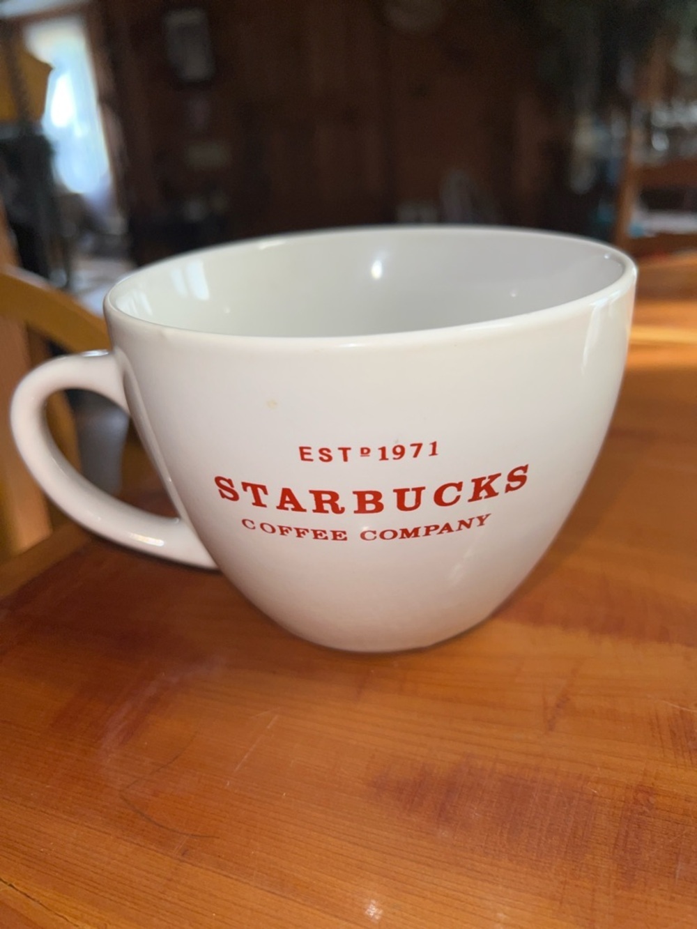 2010 Starbucks Coffee Company Mug Est 1971